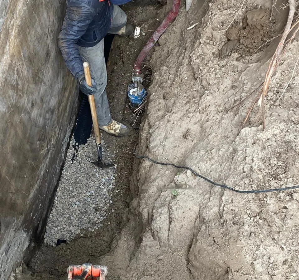 Waterproofing membrane and drainage system installation